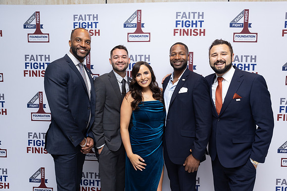 FaithFightFinish_-115
