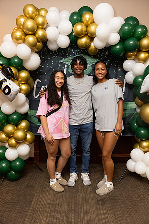 Eli_Graduation Party-183