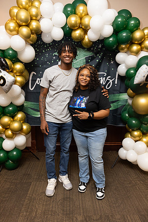 Eli_Graduation Party-174