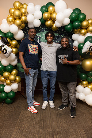 Eli_Graduation Party-176