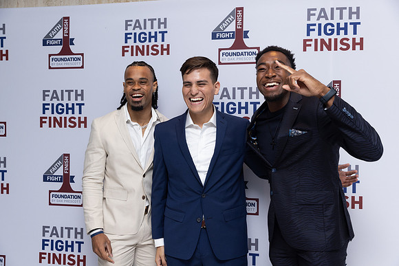 FaithFightFinish_-143