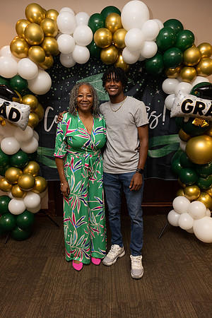 Eli_Graduation Party-46
