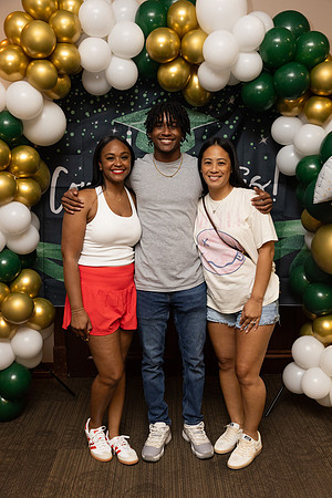 Eli_Graduation Party-223
