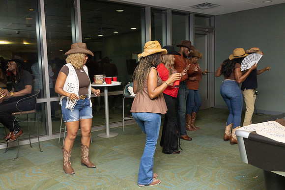 KIM_BOOTSPARTY-101