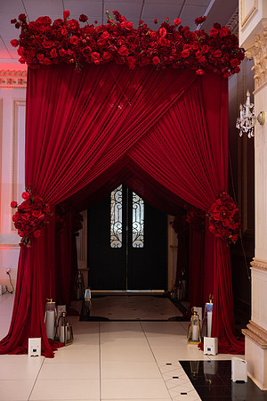 UE Presentation Ball-8