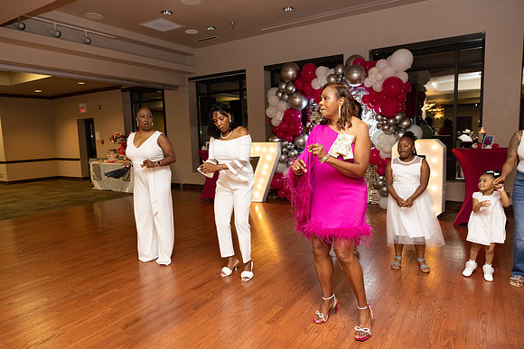 Jonquil's_70th-201