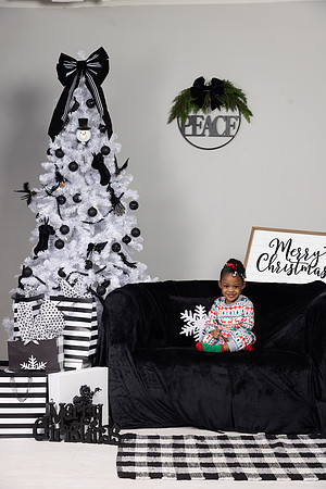Neikeya Thomas-25