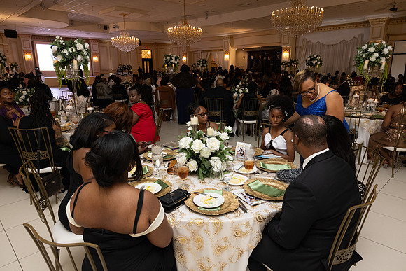 UEE_PresentationBall-351