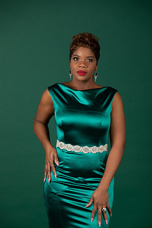 Shanique-32