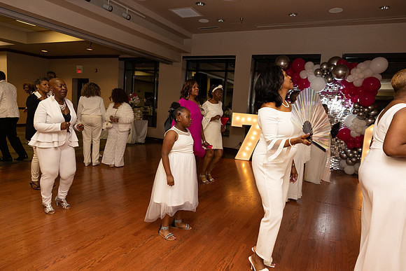 Jonquil's_70th-298