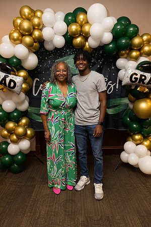 Eli_Graduation Party-45