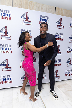 FaithFightFinish_-134