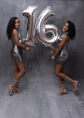 TwinsSixteen-116