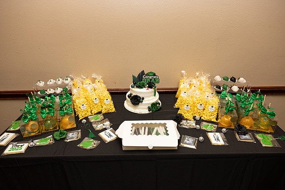 Eli_Graduation Party-11