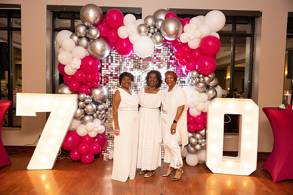 Jonquil's_70th-50