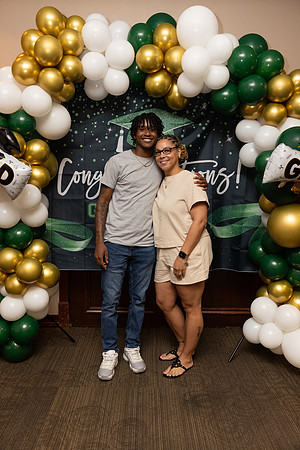 Eli_Graduation Party-151