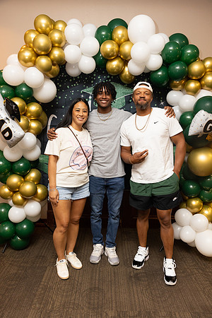 Eli_Graduation Party-187