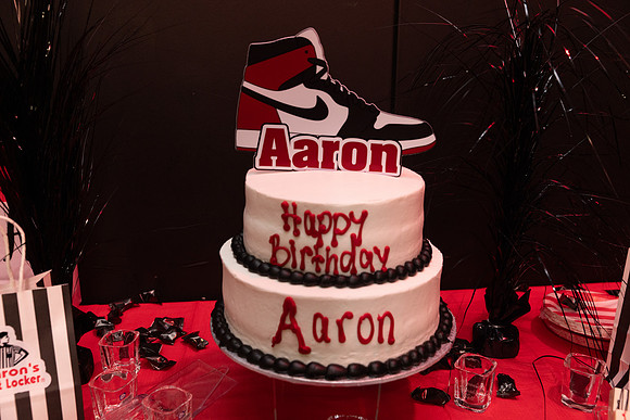 AaronSneakerball-14