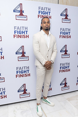 FaithFightFinish_-121