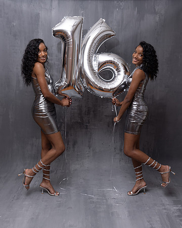 TwinsSixteen-118