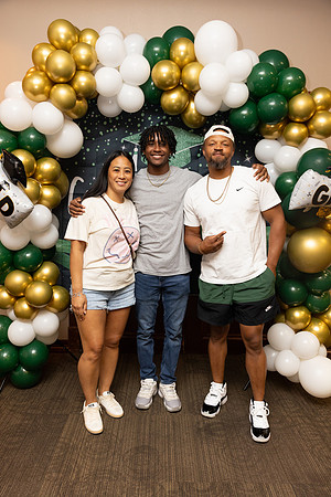 Eli_Graduation Party-188