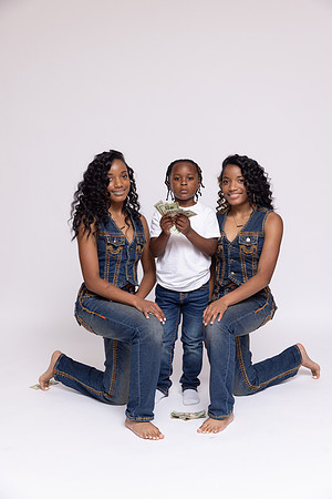 TwinsSixteen-42