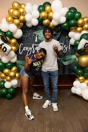 Eli_Graduation Party-167