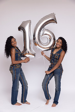 TwinsSixteen-75