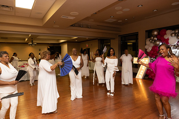 Jonquil's_70th-85