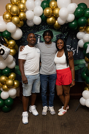 Eli_Graduation Party-118
