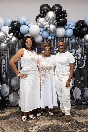 GRACIES75TH-304