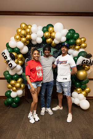 Eli_Graduation Party-190