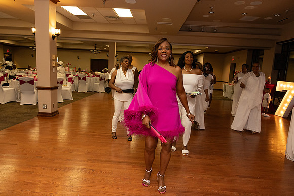 Jonquil's_70th-92