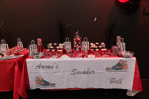 AaronSneakerball-10
