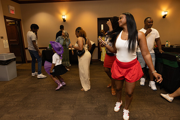 Eli_Graduation Party-47