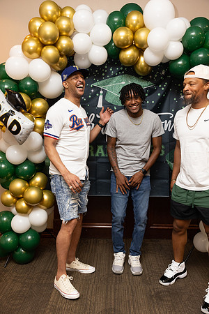 Eli_Graduation Party-184