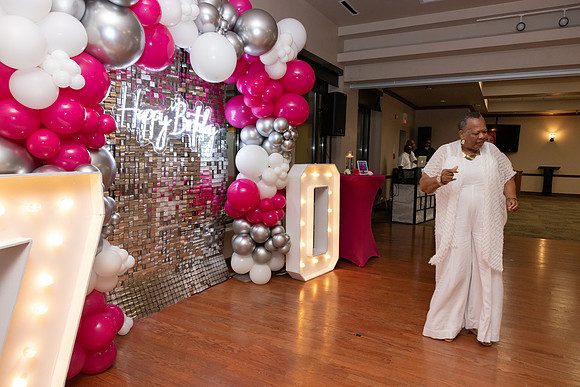 Jonquil's_70th-262