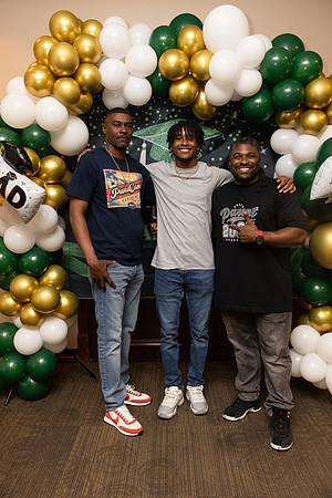 Eli_Graduation Party-177