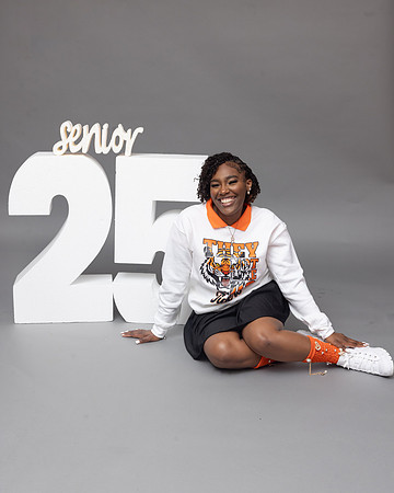 Rhian-21