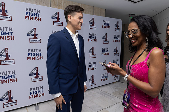 FaithFightFinish_-65