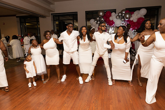 Jonquil's_70th-351