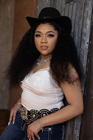 Kaytlyn-169