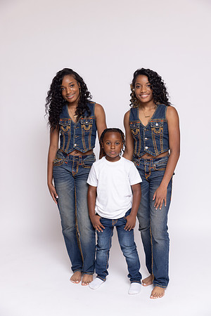 TwinsSixteen-32