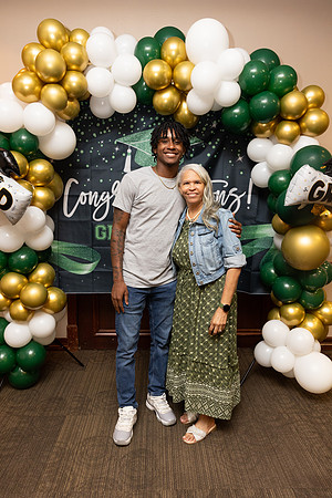 Eli_Graduation Party-171