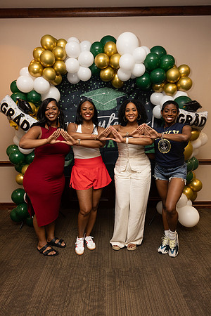 Eli_Graduation Party-162