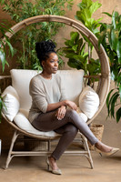 Janelle Quinn-8
