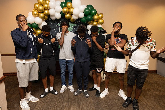 Eli_Graduation Party-128